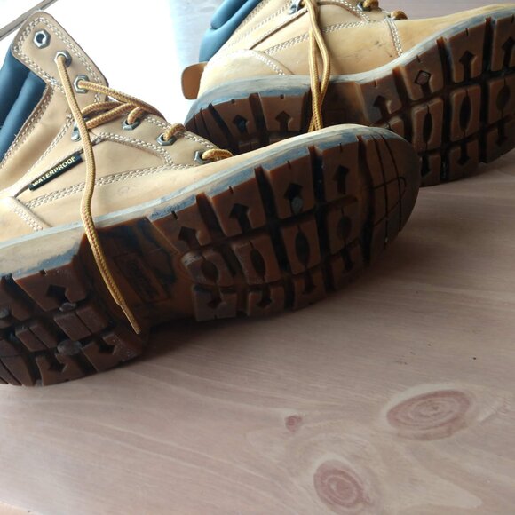 Brahma Men's Sz 9 Tan Leather Slip & Water Resistant Boots MNBR044014 - Picture 5 of 5